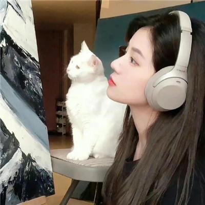 三女性